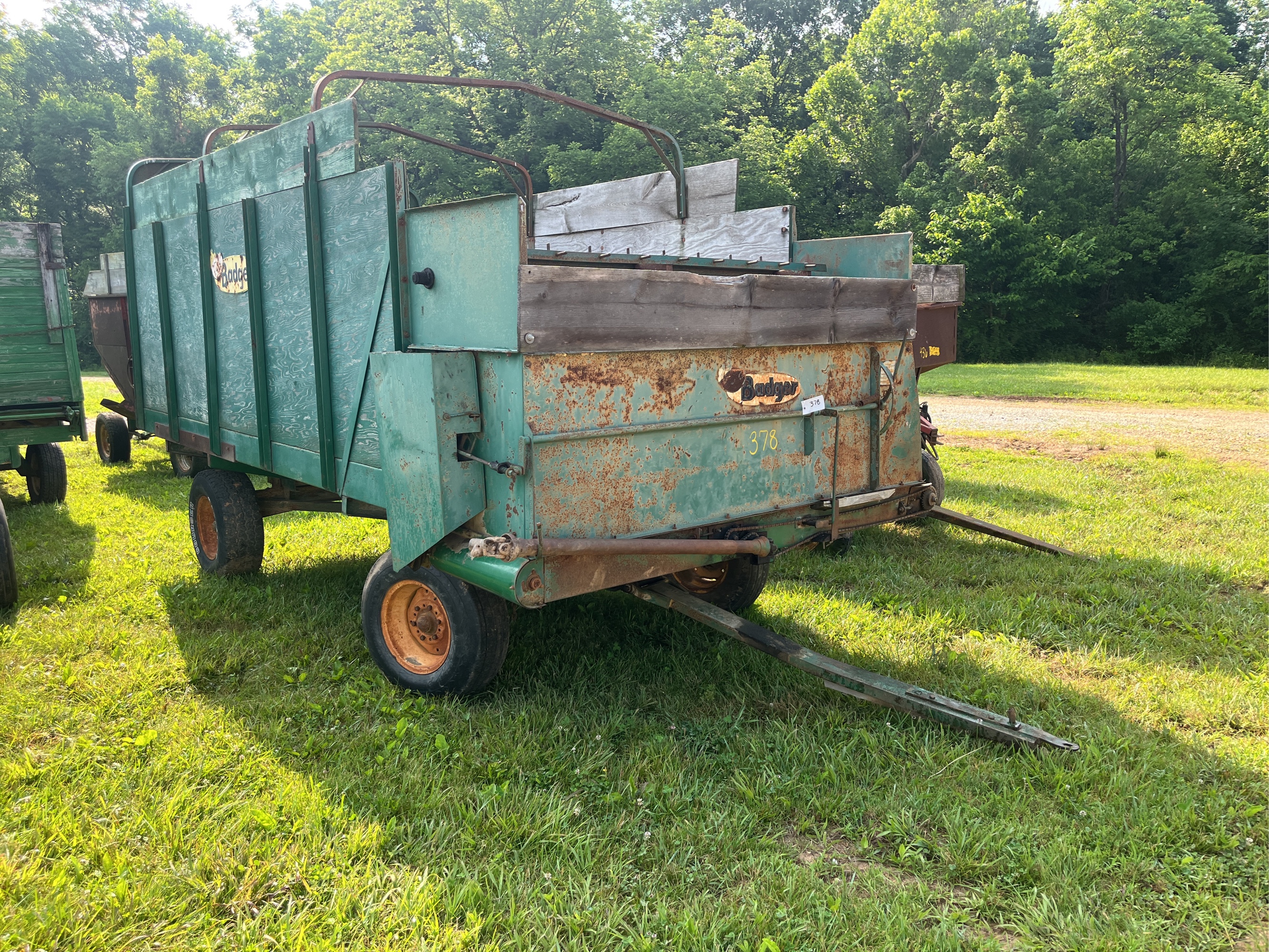 Lot image 3