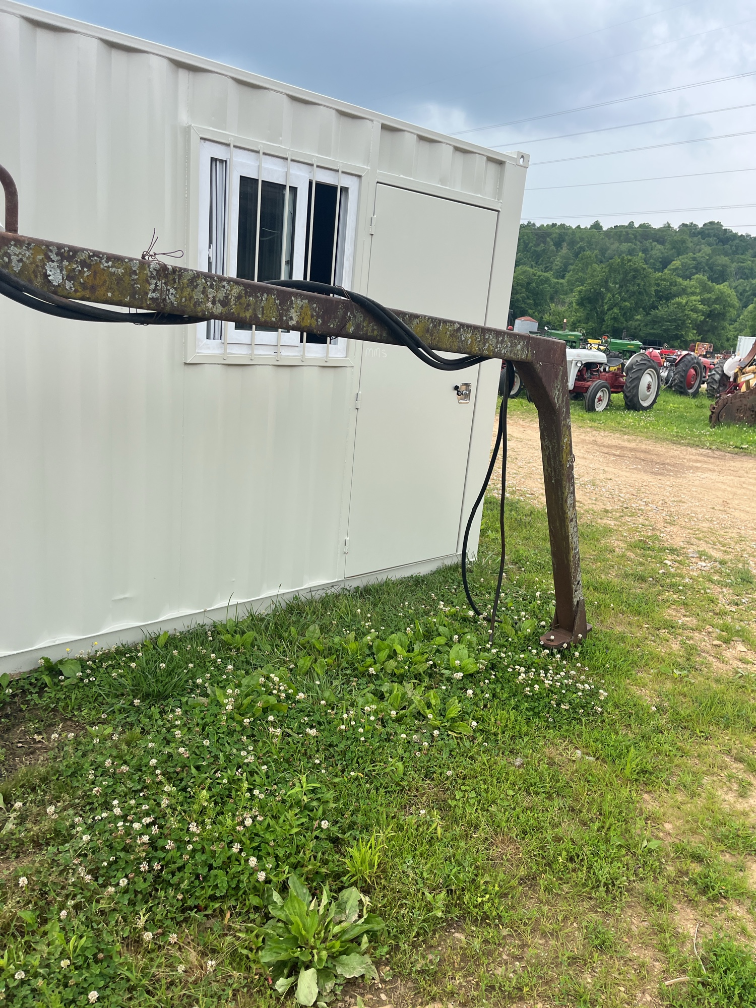 Lot image 8