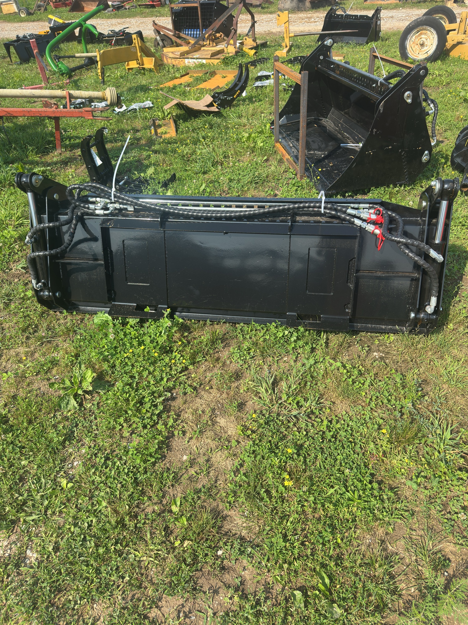 Lot image 4