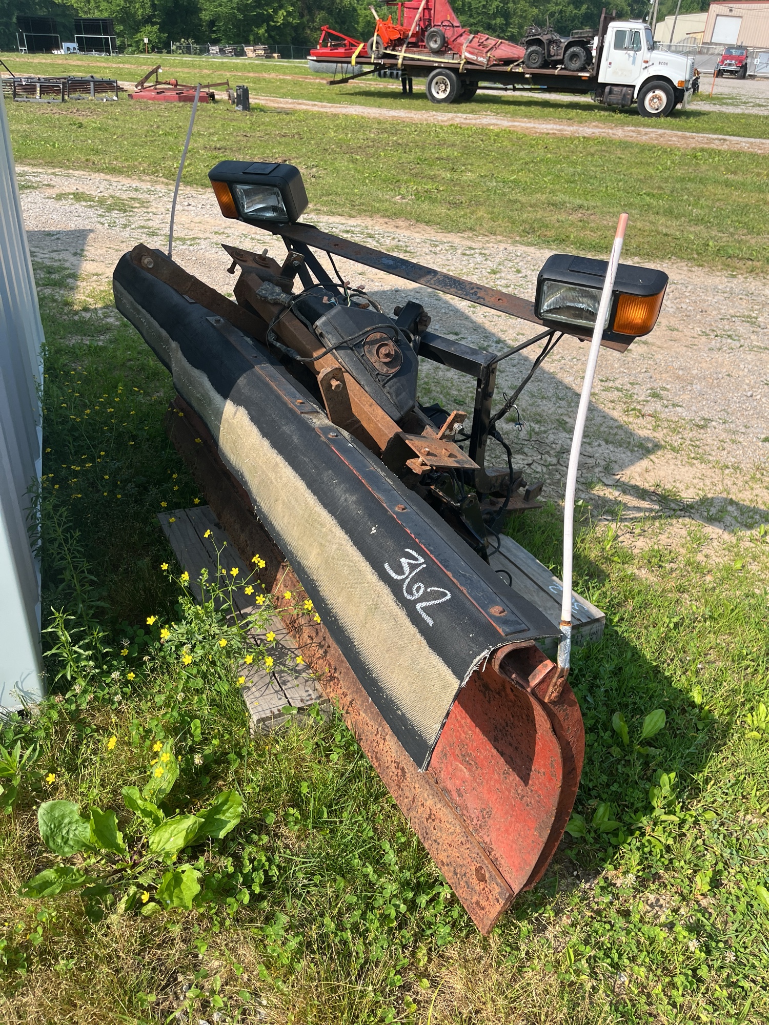 Lot image 1