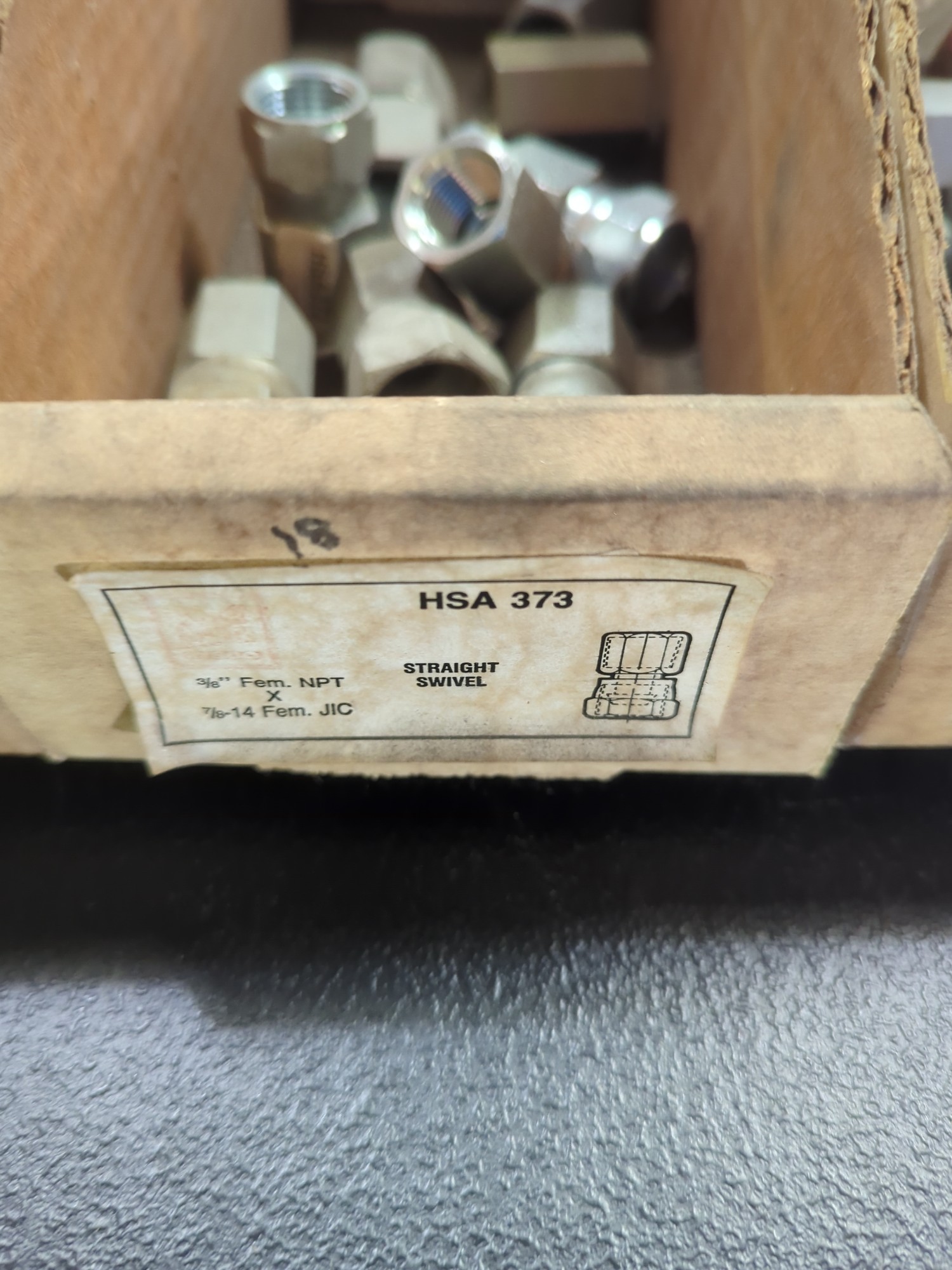 Lot image 8