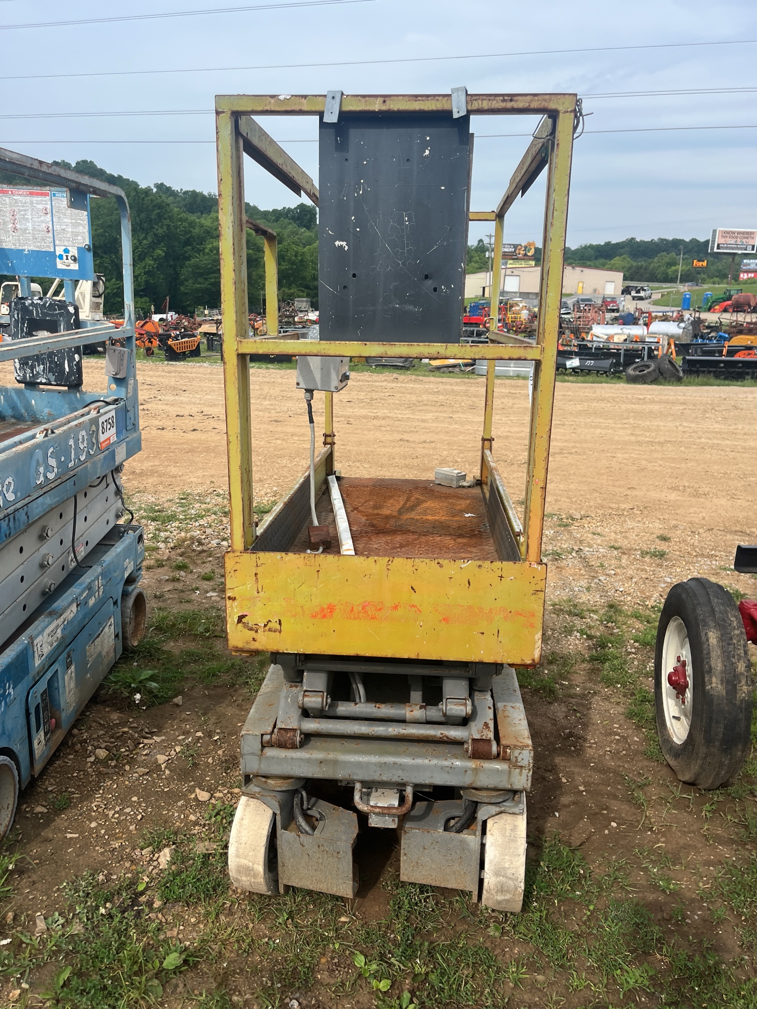 Lot image 8