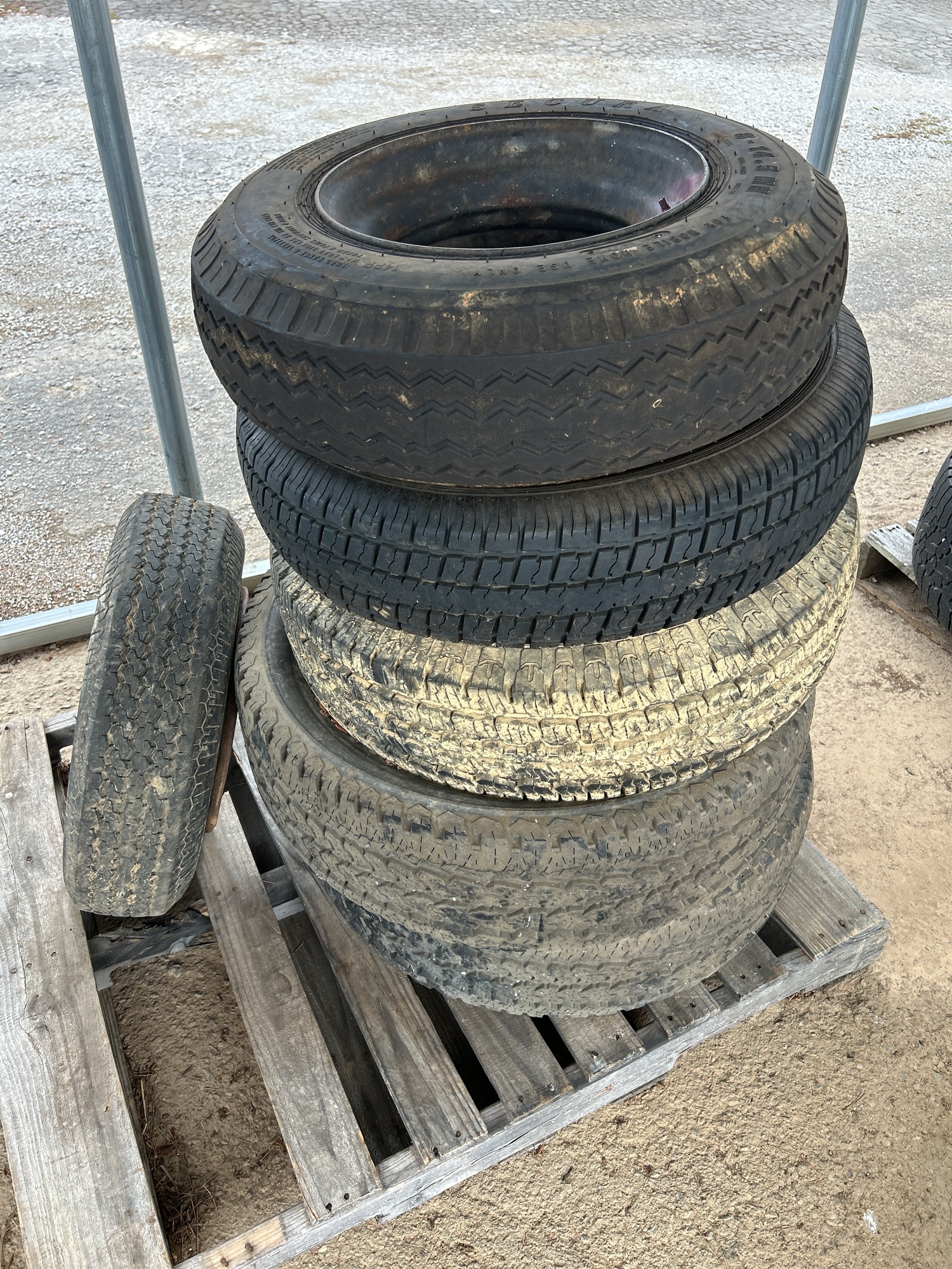 Lot image 1