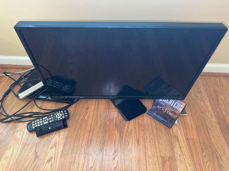 Vizio HDTV with Accessories image