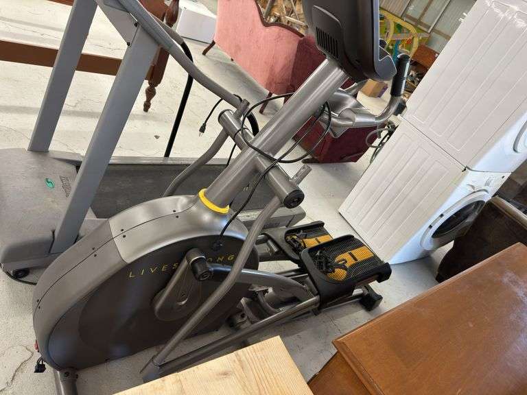 Livestrong LS10.0E Elliptical Trainer image