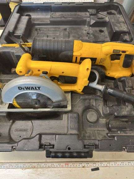 DeWalt Cordless Reciprocating Saw and Circular Saw Combo Kit image