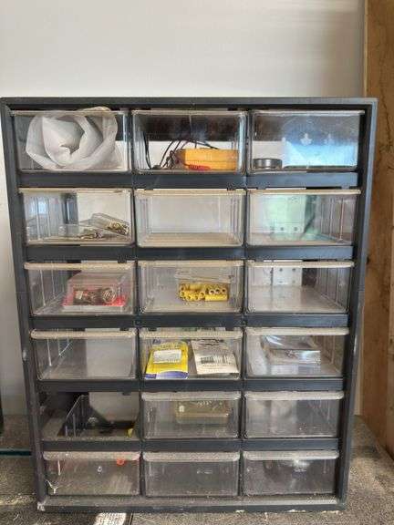 Craftsman Knee Pads and Hardware Organizer image