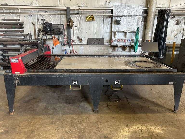 Lincoln Electric 4510 Torchmate Cutting Table image