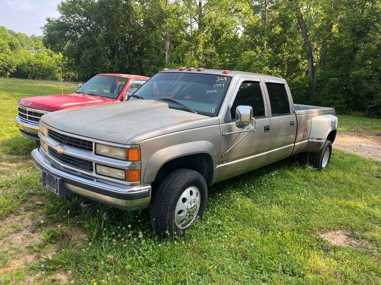 L14- 1999 CHEVY 3500 (HAS TITLE) image