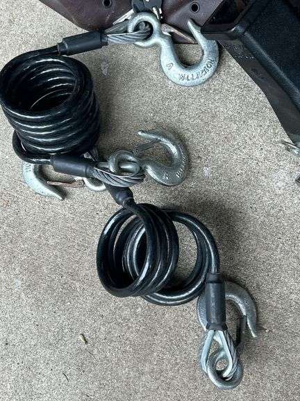 Blue Ox Towing Hitch with Cables and Hardware