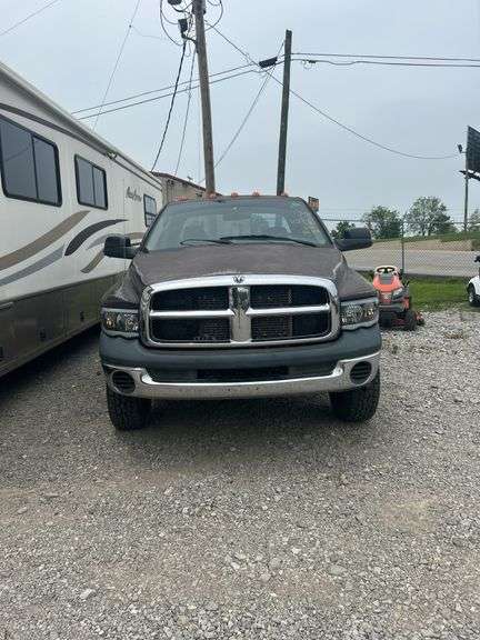 L16- DODGE RAM 3500 (HAS TITLE) image