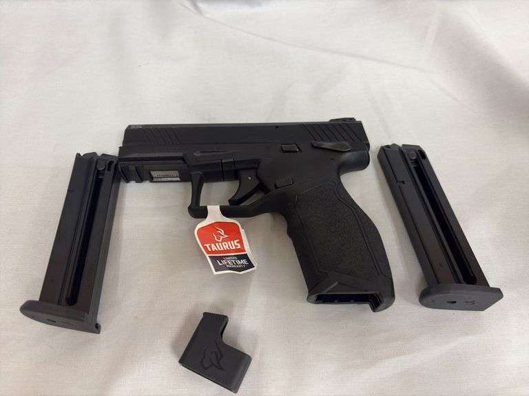 Diamondback Firearms DB9 GenIV 9x19 Compact Pistol
