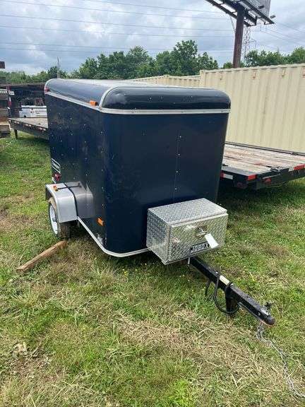 L11- TRANSPORT TRAILER W JOB BOX image