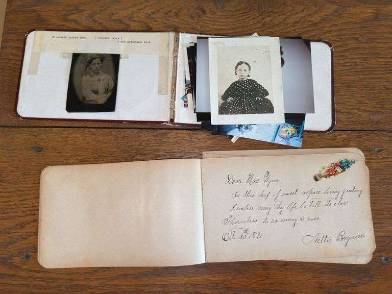 Elizabeth Andrew Wynn Photos & Autograph Book image