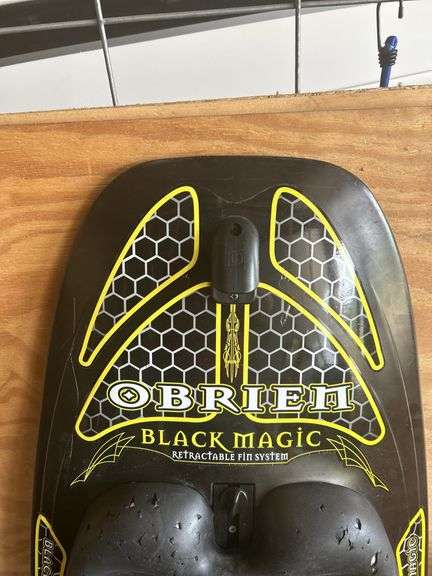 O'Brien Black Magic Retractable Fin System Kneeboard