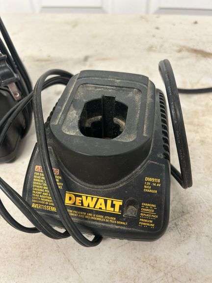 DeWalt Battery and Chargers - DW9118 & DW9116