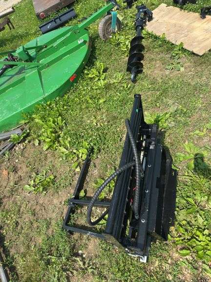 L6-MINI SKID STEER FORK ATTACHMENT image