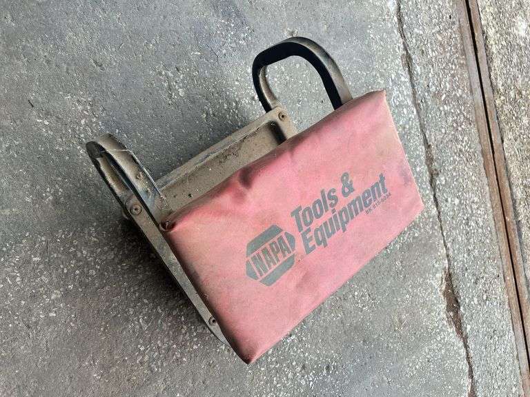 NAPA Tools & Equipment Rolling Creeper Seat