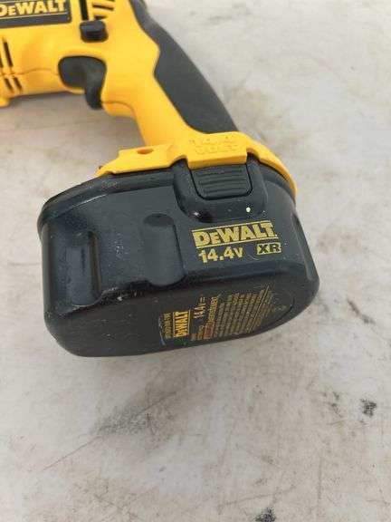 DeWalt DCD939 14.4V Cordless Drill/Driver/Hammerdrill