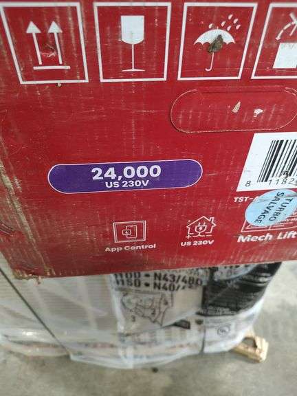 NEW IN BOX - TOSOT 24000 BTU MONI SPLIT AIR CONDITIONER - INDOOR UNIT ONLY