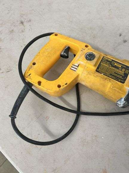 DeWalt DW304 VS Reciprocating Saw