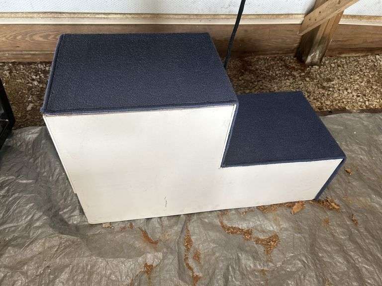 Two-Step Pet Stairs with Carpeted Treads image
