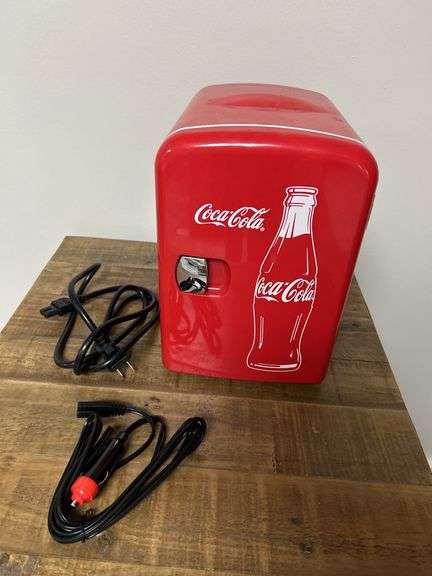 Coca-Cola KWC-4 Personal Mini Refrigerator image