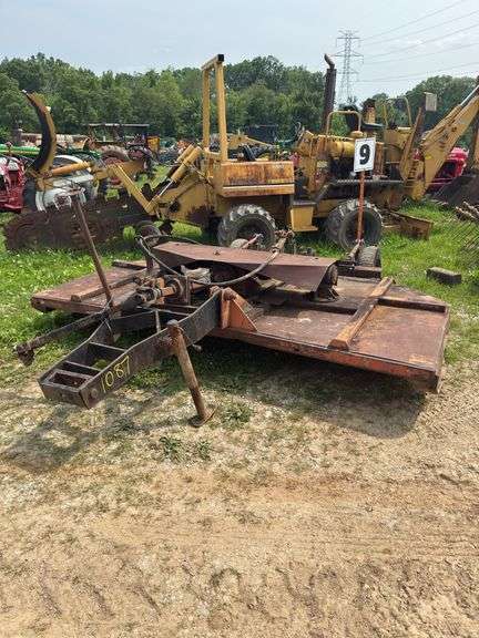 L9- HOWSE 10 FT ROTARY CUTTER image