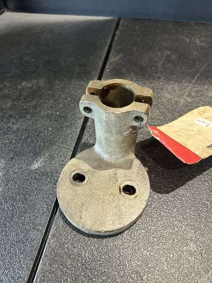 Ingersoll-Rand Air Compressor Body Crankpin Cap Part 30210322 image