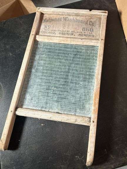 National Washboard Co. No. 860 Glass Washboard image