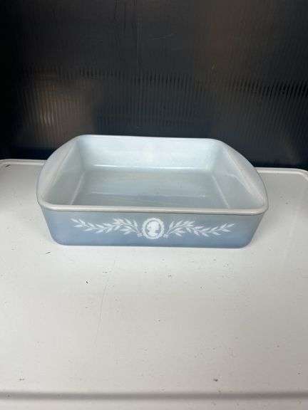 Glasbake USA Blue Glass Baking Dish image