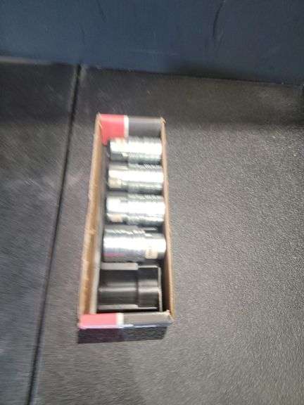 Pioneer Parker 4250-4 Hydraulic Couplers - Set of 5 image