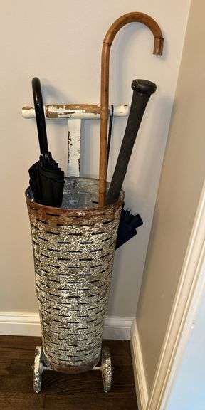 Rolling Umbrella Stand with Handle image