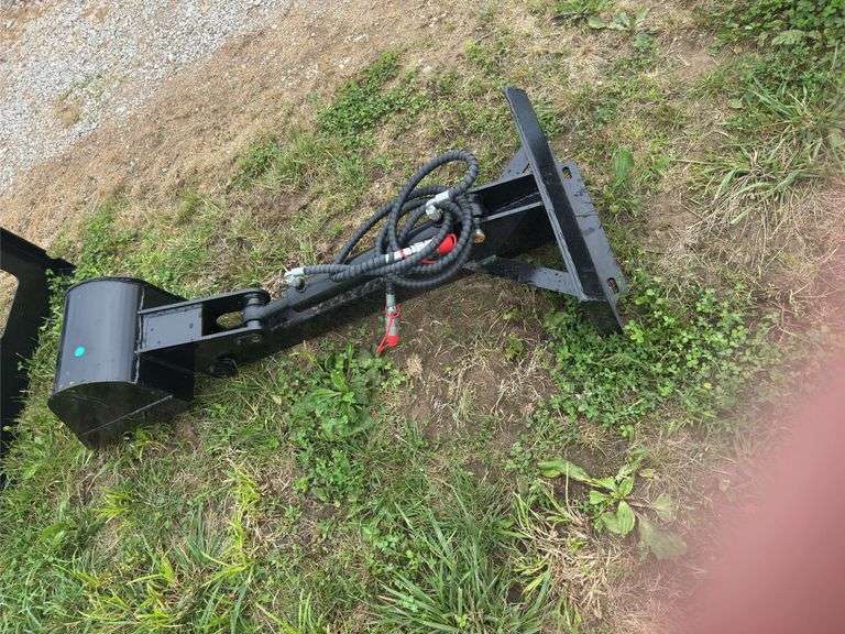 L5-MINI SKID STEER BUCKET ATTACHMENT image