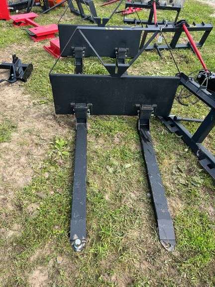 L5 -QUICK ATTACH PALLET FORKS image