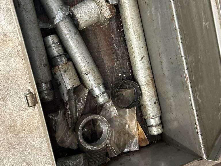 Dayton 10 Ton Hydraulic Body Kit in Metal Case