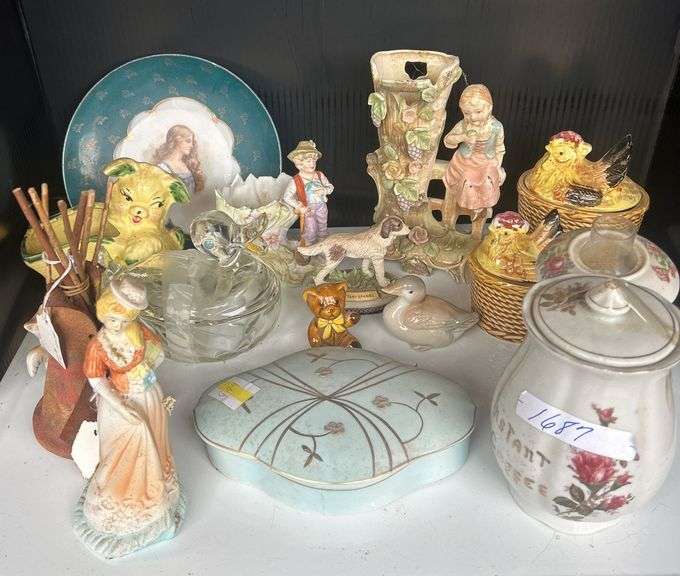 Collectible Figurines and Decorative Items image
