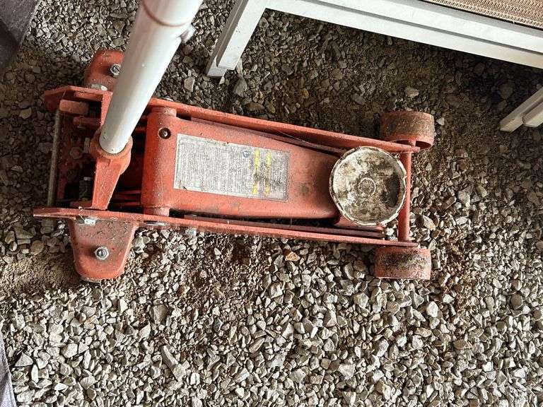 Central Hydraulics Floor Jack