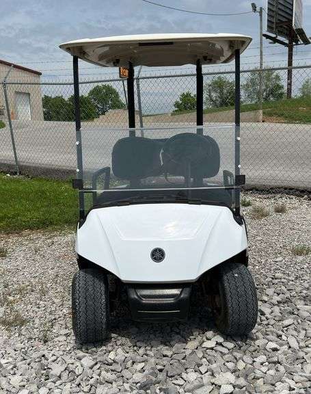 L17-2019 YAMAHA GAS GOLF CART image