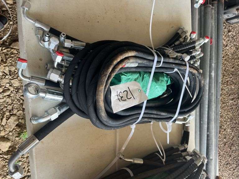 SHED- VARIOUS HYDRAULIC HOSES image