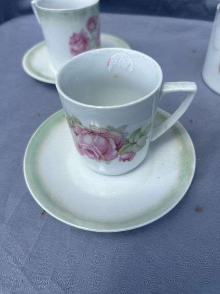 Floral Pattern Tea Set