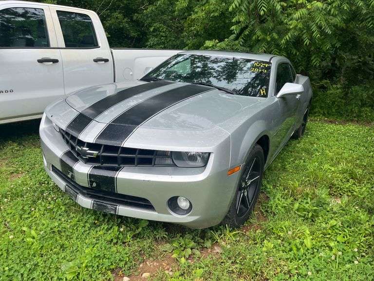 L15B- 2010 CHEVY CAMARO (HAS TITLE) image