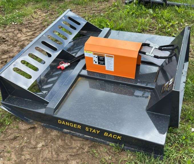 L7- BRUSH CUTTER image