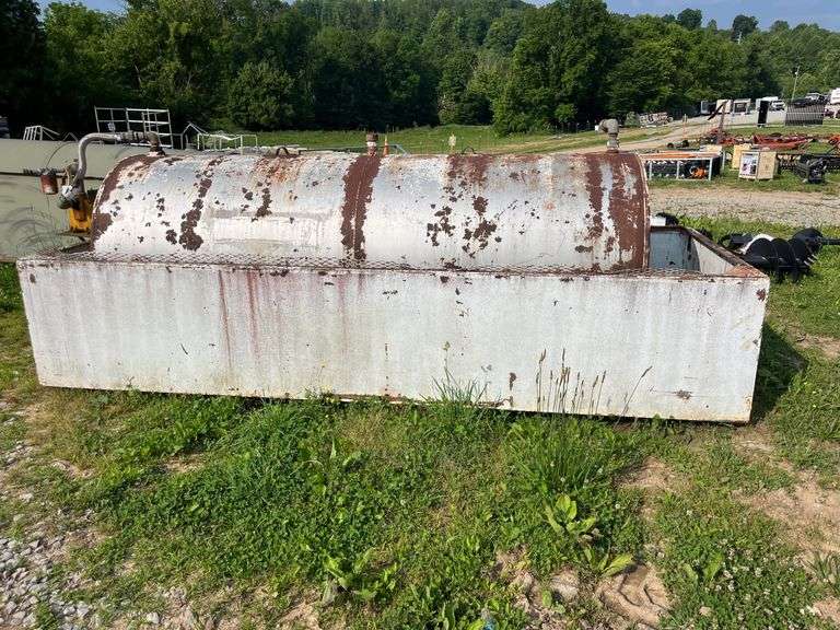 L7- FUEL TANK image