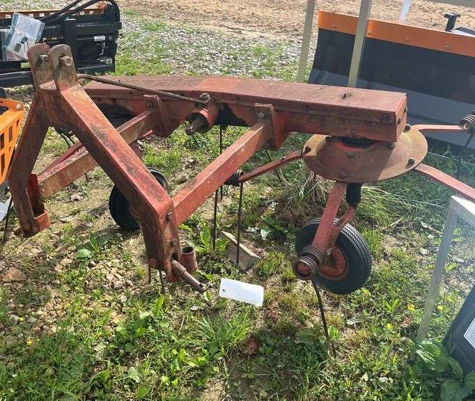 L7- 2 BASKET TEDDER image