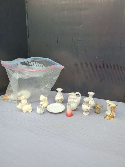 Miniature Ceramic and Porcelain image