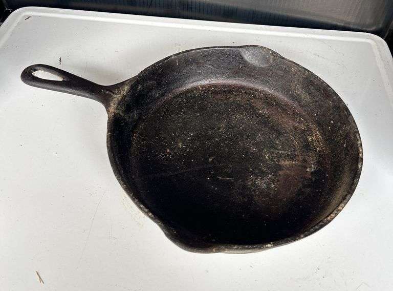 Cast Iron Skillet - Size 7 Marked BA image