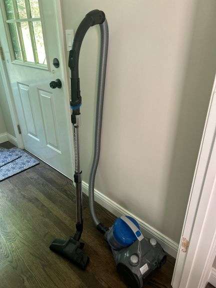Eureka Vacuum Cleaner image