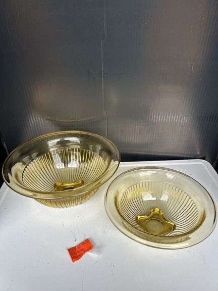 Vaseline Glass Mixing Bowls - Set of Two image