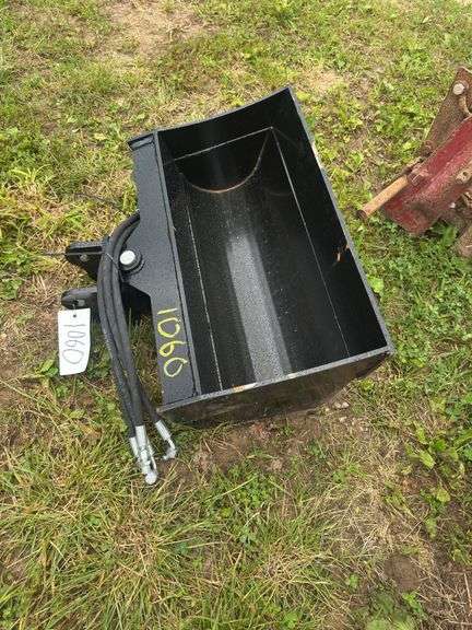 L4-MINI EXCAVATOR BUCKET image